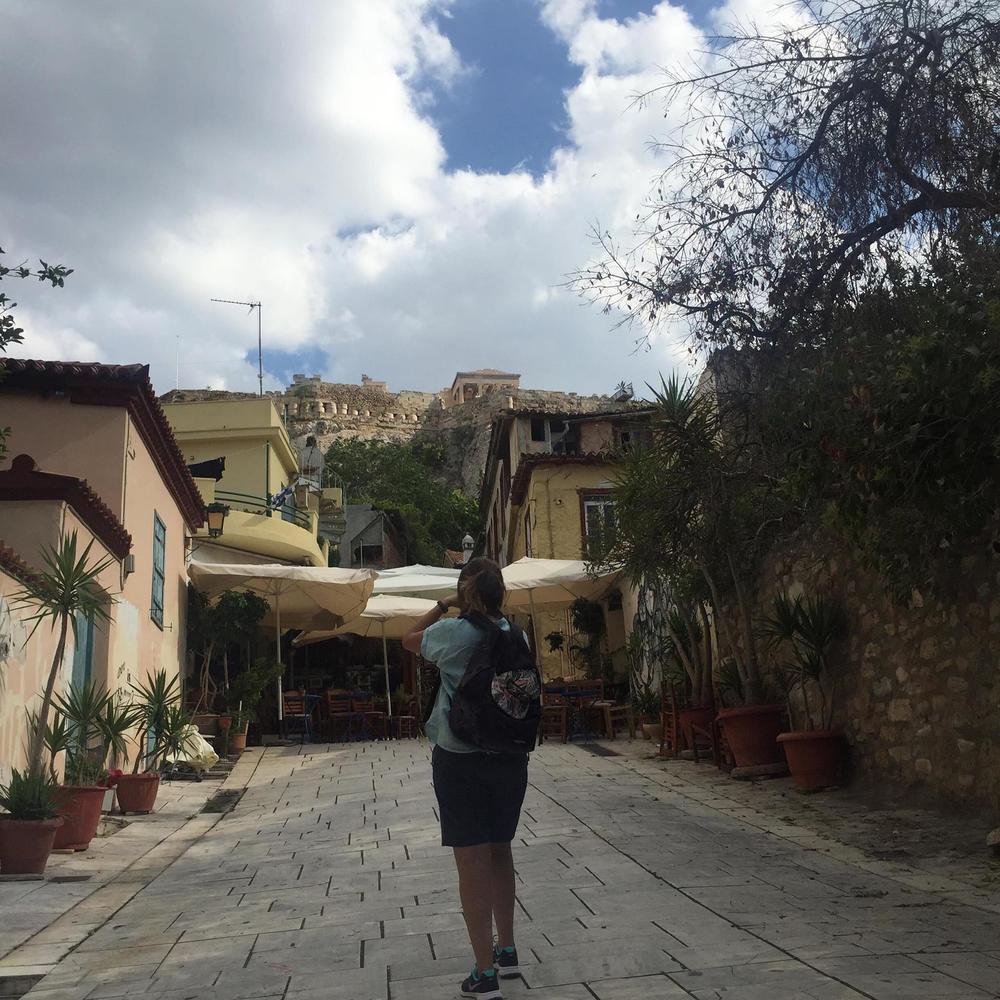 Meet your Posher, Dania